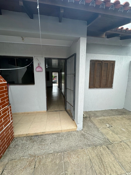 CASA EM CAPÃO NOVO: 10ª foto da galeria de imagens do imóvel