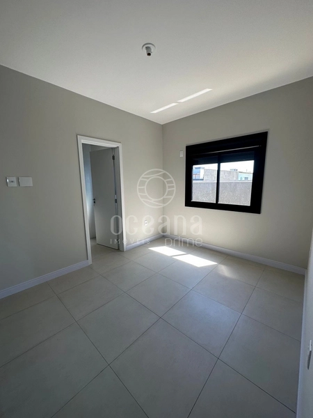CASA NA JARDIM BEIRA MAR: 7ª foto da galeria de imagens do imóvel