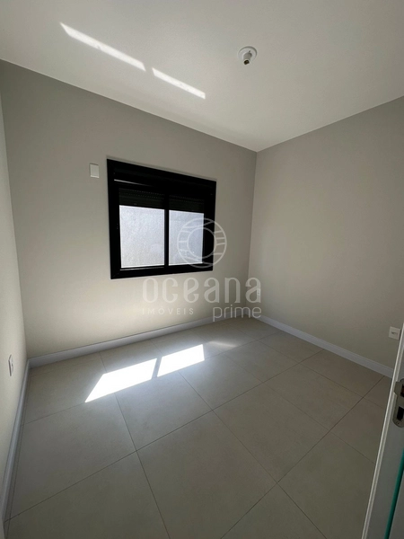 CASA NA JARDIM BEIRA MAR: 5ª foto da galeria de imagens do imóvel