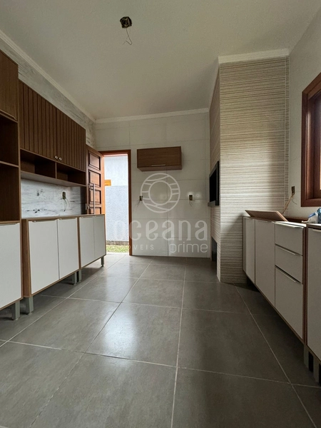 LINDA CASA EM XANGRI-LÁ: 9ª foto da galeria de imagens do imóvel