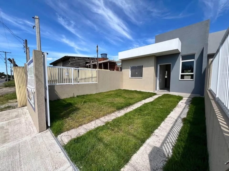 CASA NUNCA HABITADA EM CAPÃO NOVO: 1ª foto da galeria de imagens do imóvel