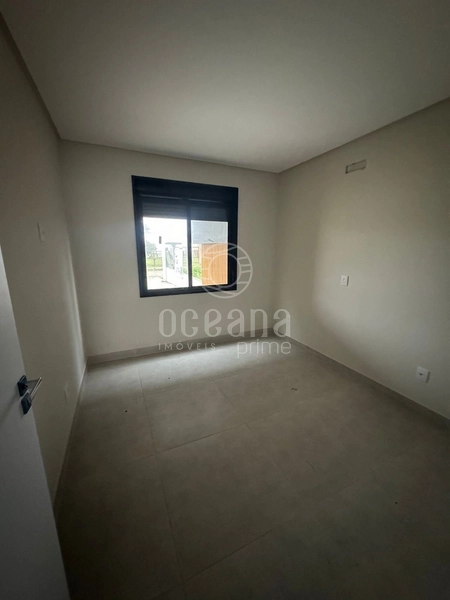 CASA NUNCA HABITADA NO ARPOADOR: 5ª foto da galeria de imagens do imóvel