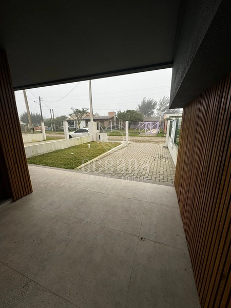 CASA NUNCA HABITADA NO ARPOADOR: 4ª foto da galeria de imagens do imóvel