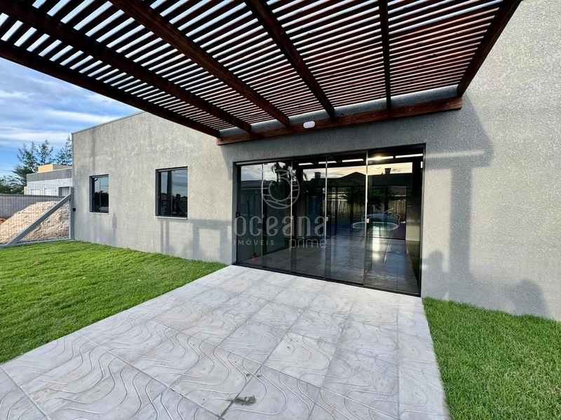 CASA A VENDA EM ATLÂNTIDA SUL: 1ª foto da galeria de imagens do imóvel