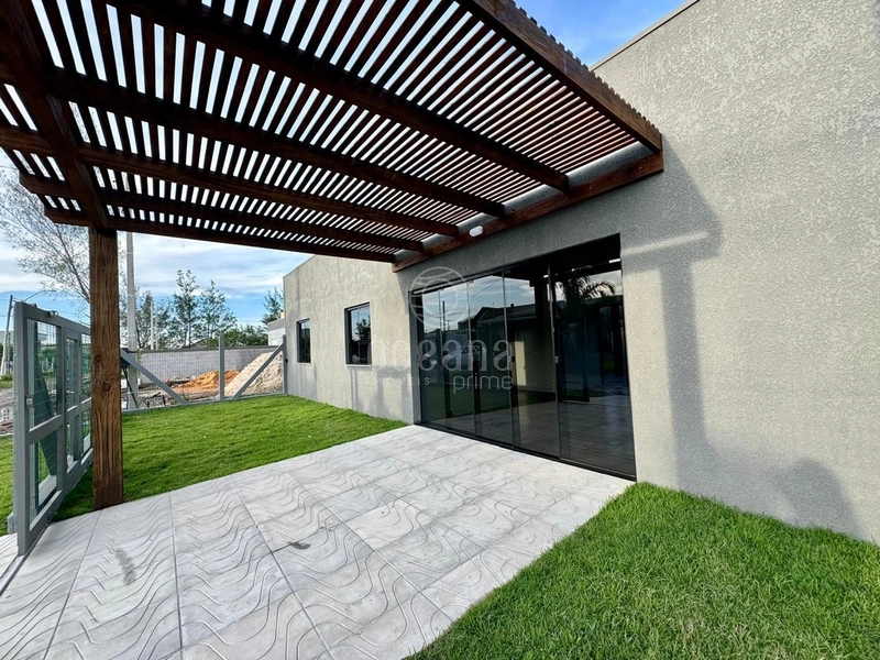 CASA A VENDA EM ATLÂNTIDA SUL: 4ª foto da galeria de imagens do imóvel