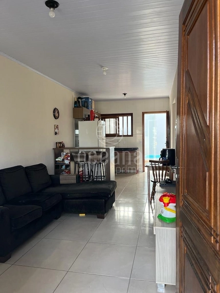 CASA A VENDA EM ATLÂNTIDA SUL: 5ª foto da galeria de imagens do imóvel