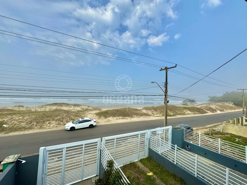 CASA A VENDA NA ATLÂNTIDA SUL: 1ª foto da galeria de imagens do imóvel