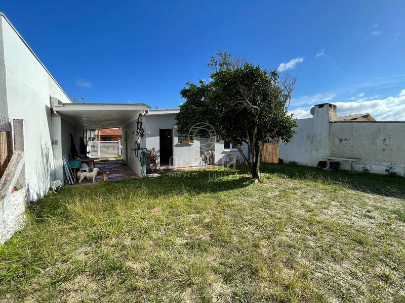 CASA A VENDA EM ATLÂNTIDA SUL: 3ª foto da galeria de imagens do imóvel