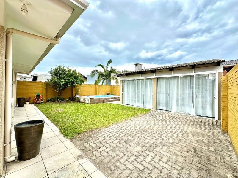 CASA A VENDA EM XANGRI-LÁ: 10ª foto da galeria de imagens do imóvel