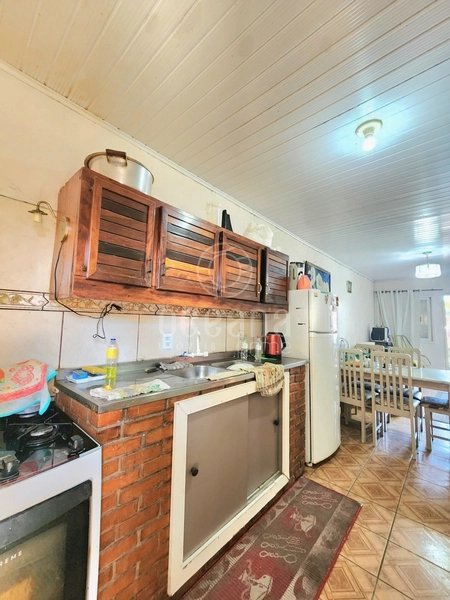 CASA Á VENDA EM CAPÃO NOVO: 7ª foto da galeria de imagens do imóvel