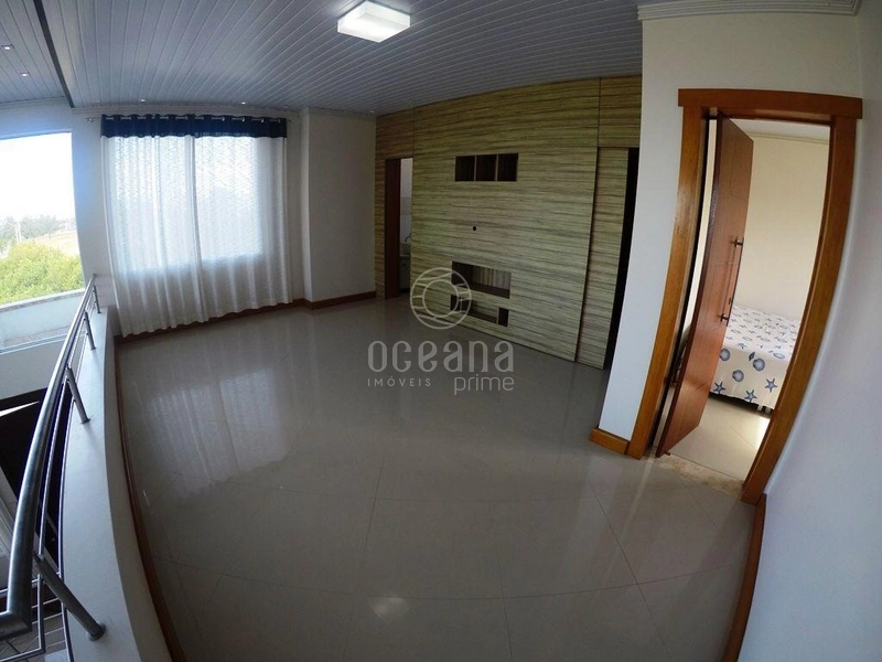 CASA A VENDA UMA QUADRA DO MAR EM CAPAO DA CANOA: 27ª foto da galeria de imagens do imóvel