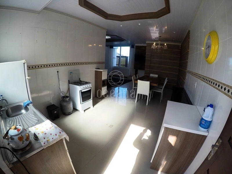 CASA A VENDA UMA QUADRA DO MAR EM CAPAO DA CANOA: 8ª foto da galeria de imagens do imóvel