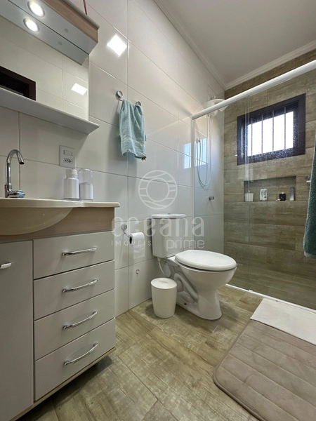 CASA A VENDA EM ATLANTIDA SUL 03 DORMITORIOS SENDO UMA SUITE: 2ª foto da galeria de imagens do imóvel