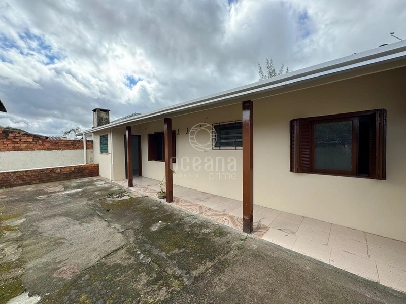 CASA A VENDA EM ATLANTIDA SUL 3 DORMITORIOS E UMA SUITE: 4ª foto da galeria de imagens do imóvel