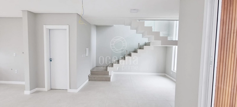 SOBRADO A VENDA EM XANGRI-LA COM 03 SUITES: 10ª foto da galeria de imagens do imóvel