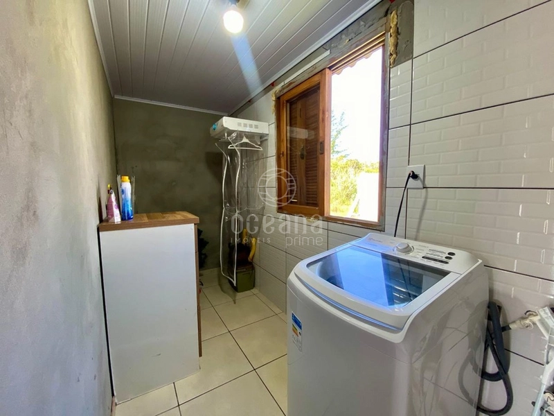 CASA A VENDA EM ATLANTIDA SUL TERRENO INTEIRO: 4ª foto da galeria de imagens do imóvel