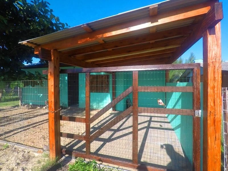 CASA A VENDA EM CAPAO DA CANOA