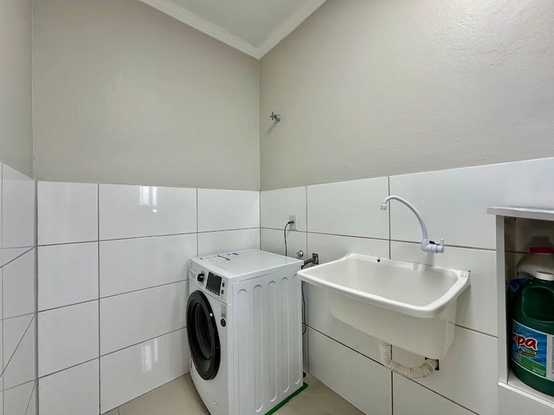 CASA EM ATLANTIDA SUL PROXIMO AO MAR TERRENO INTEIRO: 14ª foto da galeria de imagens do imóvel