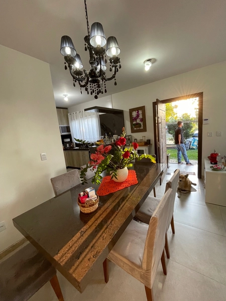 CASA DE ALTO PADRÃO EM CAPÃO NOVO: 4ª foto da galeria de imagens do imóvel