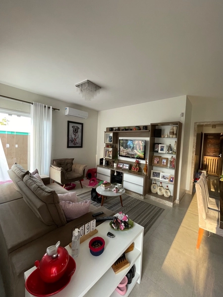 CASA DE ALTO PADRÃO EM CAPÃO NOVO: 8ª foto da galeria de imagens do imóvel