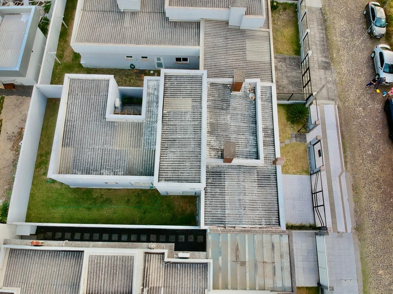 CASA A VENDA EM ATLANTIDA SUL PROXIMO AO MAR MOBILIADA E DECORADA: 32ª foto da galeria de imagens do imóvel