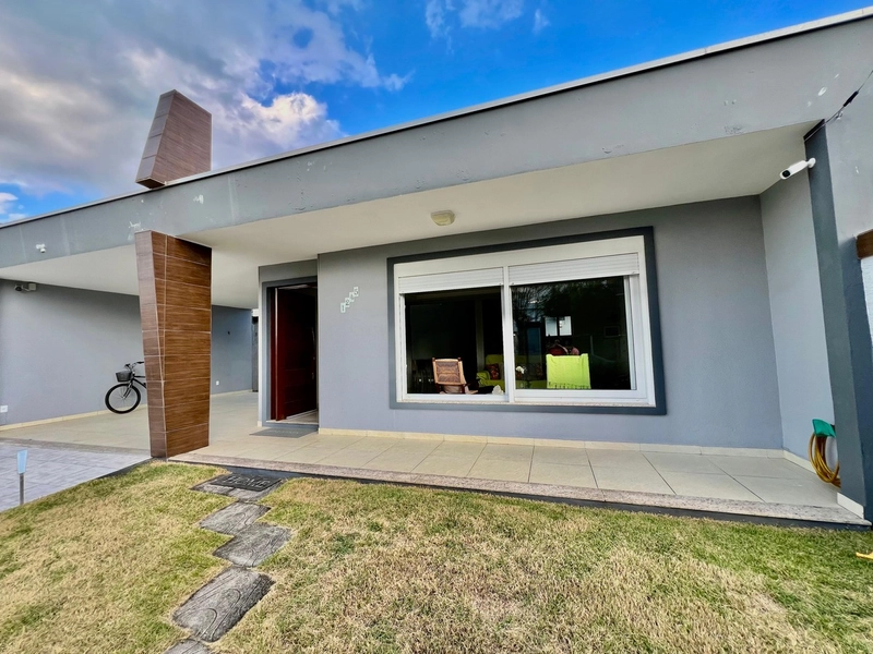 CASA A VENDA EM ATLANTIDA SUL PROXIMO AO MAR MOBILIADA E DECORADA: 25ª foto da galeria de imagens do imóvel