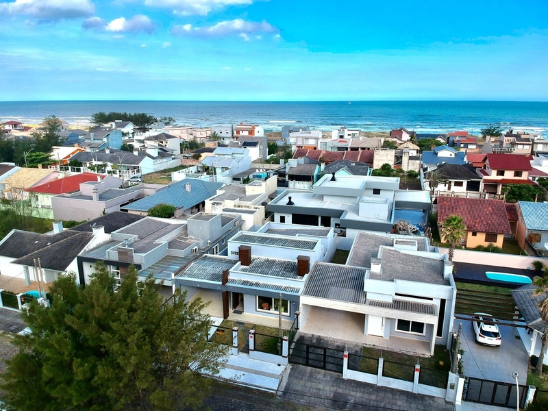 CASA A VENDA EM ATLANTIDA SUL PROXIMO AO MAR MOBILIADA E DECORADA: 36ª foto da galeria de imagens do imóvel