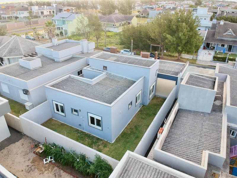CASA A VENDA EM ATLANTIDA SUL PROXIMO AO MAR MOBILIADA E DECORADA: 35ª foto da galeria de imagens do imóvel