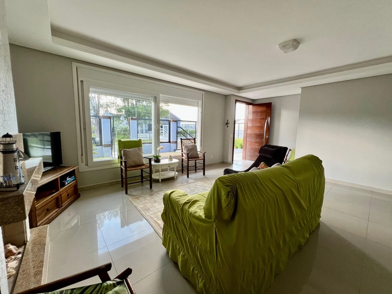 CASA A VENDA EM ATLANTIDA SUL PROXIMO AO MAR MOBILIADA E DECORADA: 10ª foto da galeria de imagens do imóvel