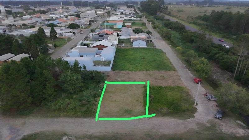 TERRENO Á VENDA NO POSTO 4: 1ª foto da galeria de imagens do imóvel