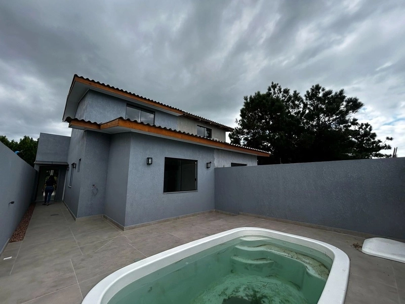 SOBRADO 2 SUÍTES - COM PISCINA / ATLÂNTIDA SUL: 2ª foto da galeria de imagens do imóvel