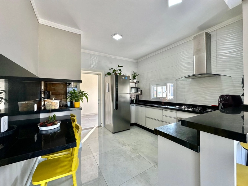 CASA A VENDA EM ATLANTIDA SUL PERTO DO MAR: 15ª foto da galeria de imagens do imóvel