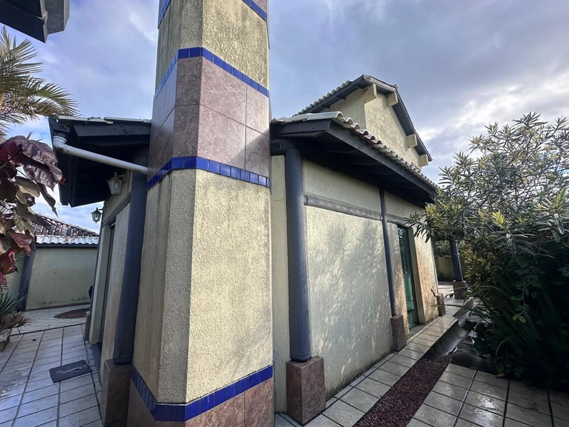 CASA A VENDA EM XANGRI-LÁ COM DOIS TERRENOS: 23ª foto da galeria de imagens do imóvel