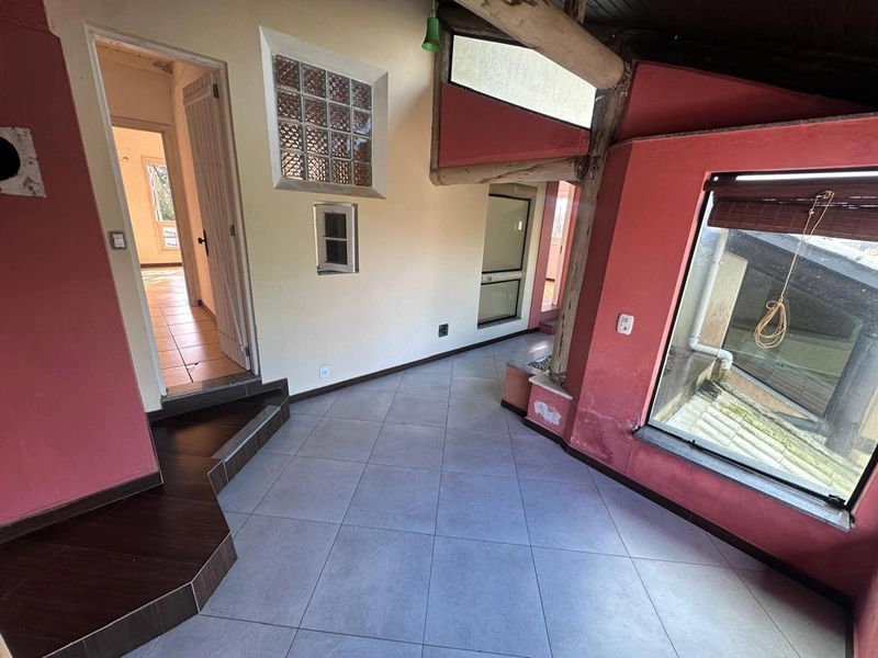 CASA A VENDA EM XANGRI-LÁ COM DOIS TERRENOS: 11ª foto da galeria de imagens do imóvel