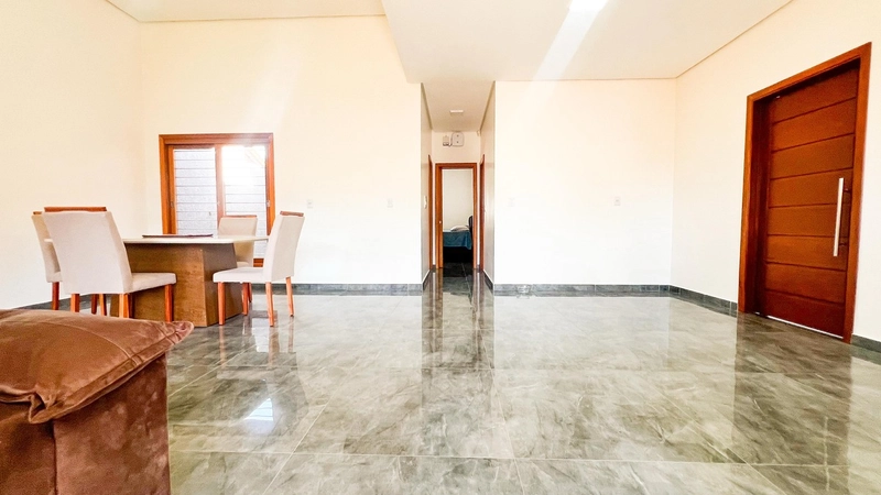 CASA NO VILLAGE: 12ª foto da galeria de imagens do imóvel