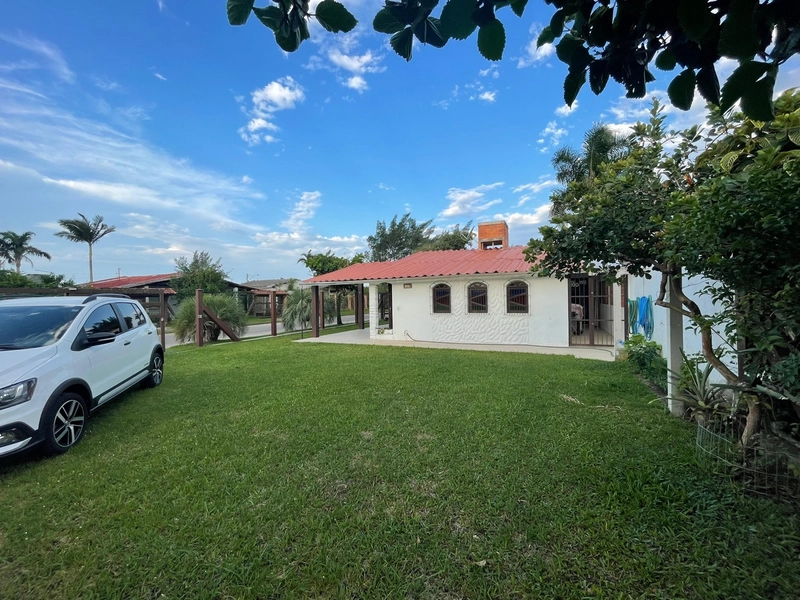 CASA A VENDA EM ATLANTIDA SUL: 16ª foto da galeria de imagens do imóvel