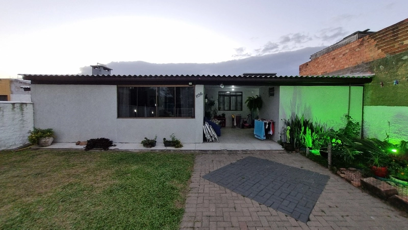 CASA A VENDA EM ATLANTIDA SUL: 2ª foto da galeria de imagens do imóvel