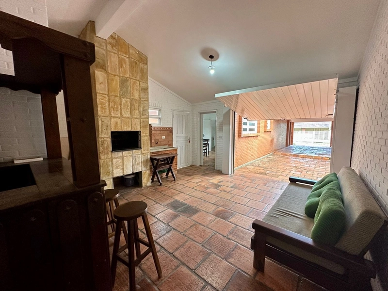 CASA A VENDA EM ATLANTIDA SUL: 13ª foto da galeria de imagens do imóvel