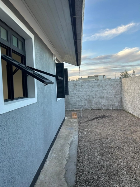 CASA A VENDA EM CAPAO DA CANOA: 3ª foto da galeria de imagens do imóvel