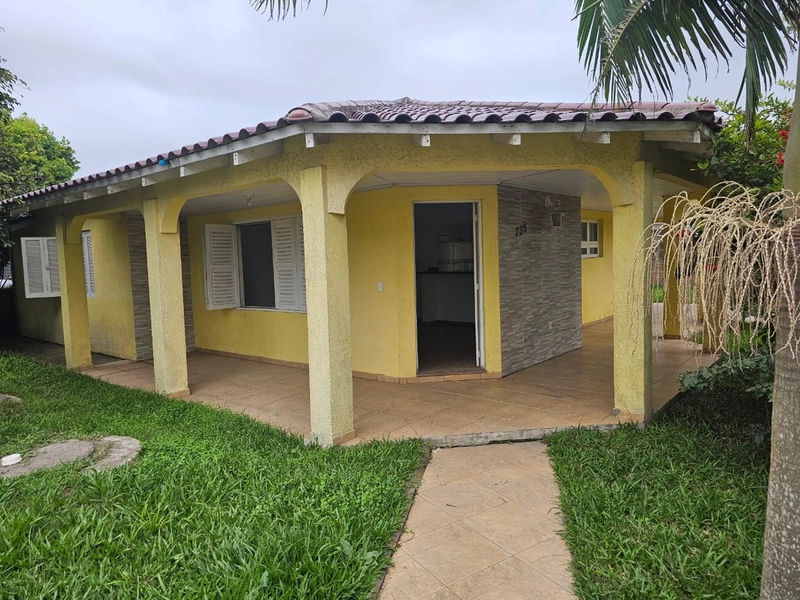 CASA DE TERRENO INTEIRO COM PREÇO ABAIXO DE MERCADO