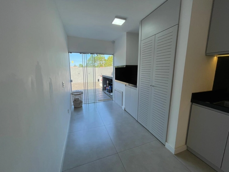 CASA A VENDA EM ATLANTIDA SUL: 4ª foto da galeria de imagens do imóvel