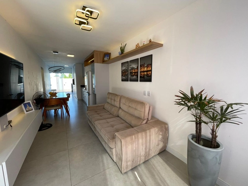 CASA A VENDA EM ATLANTIDA SUL: 14ª foto da galeria de imagens do imóvel