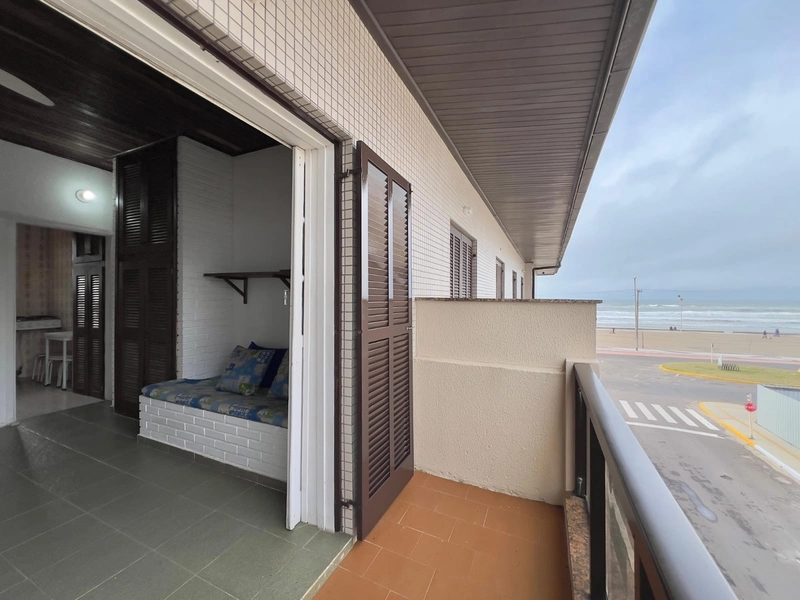 LOFT NA BEIRA MAR: 3ª foto da galeria de imagens do imóvel