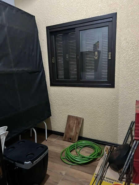 CASA A VENDA EM CAPAO NOVO TERRENO INTEIRO: 2ª foto da galeria de imagens do imóvel