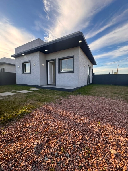 CASA 2 DORMITÓRIOS | NOVINHA | CAPÃO NOVO