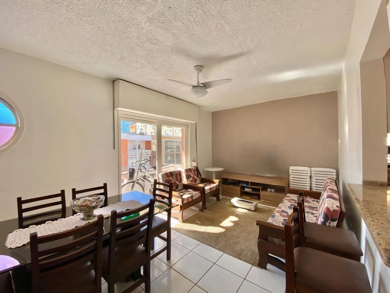 APARTAMENTO C/02 DORMITÓRIOS E SUÍTE