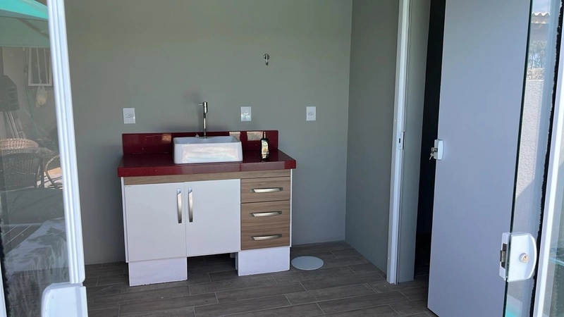 CASA A VENDA EM XANGRI-LÁ COM PISCINA: 7ª foto da galeria de imagens do imóvel