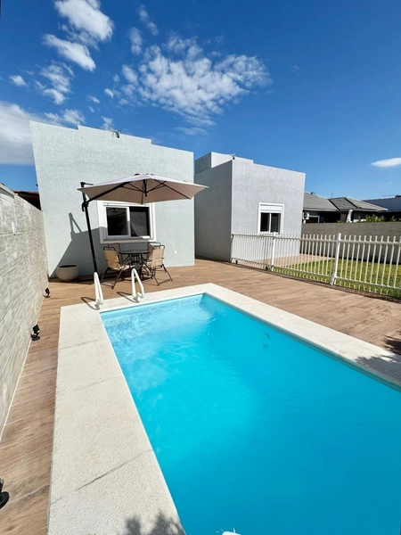 CASA A VENDA EM XANGRI-LÁ PROXIMO AO MAR: 5ª foto da galeria de imagens do imóvel