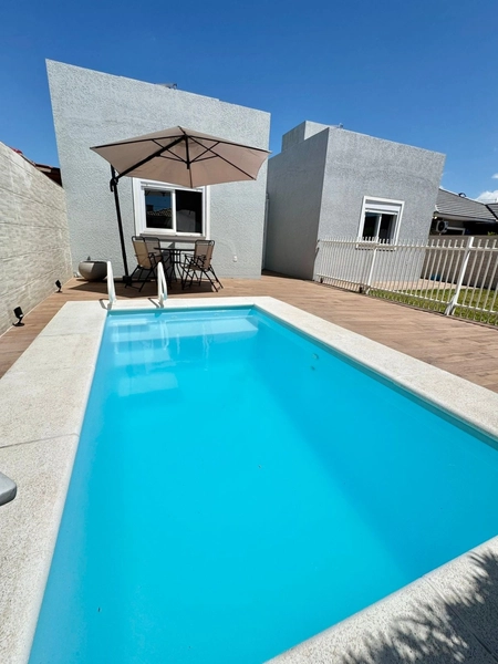 CASA A VENDA EM XANGRI-LÁ PROXIMO AO MAR: 7ª foto da galeria de imagens do imóvel