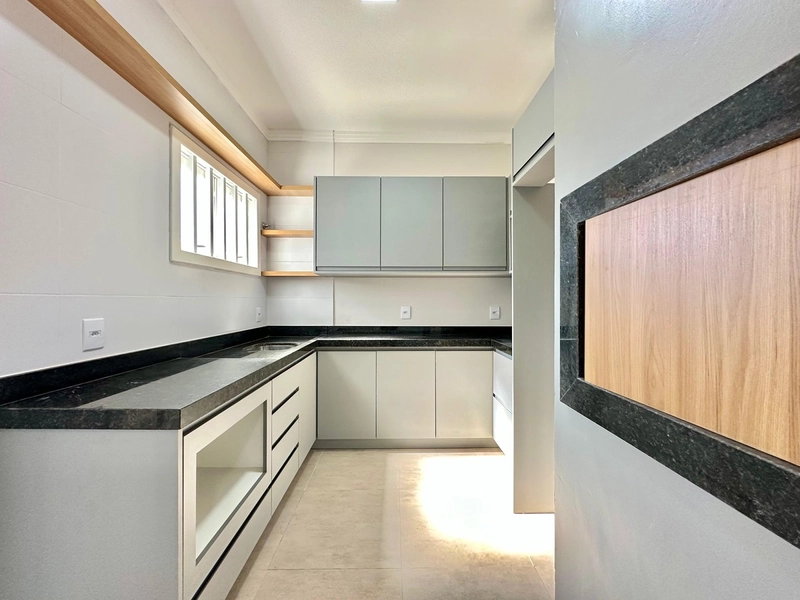 CASA A VENDA NO CENTRO DE XANGRI-LÁ: 12ª foto da galeria de imagens do imóvel